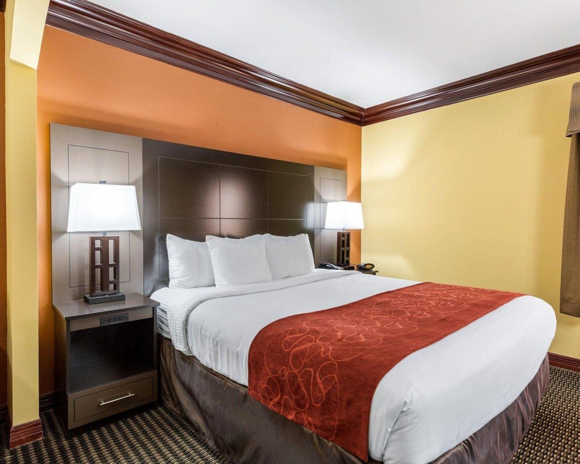 Comfort Suites Lake Jackson Clute Екстериор снимка