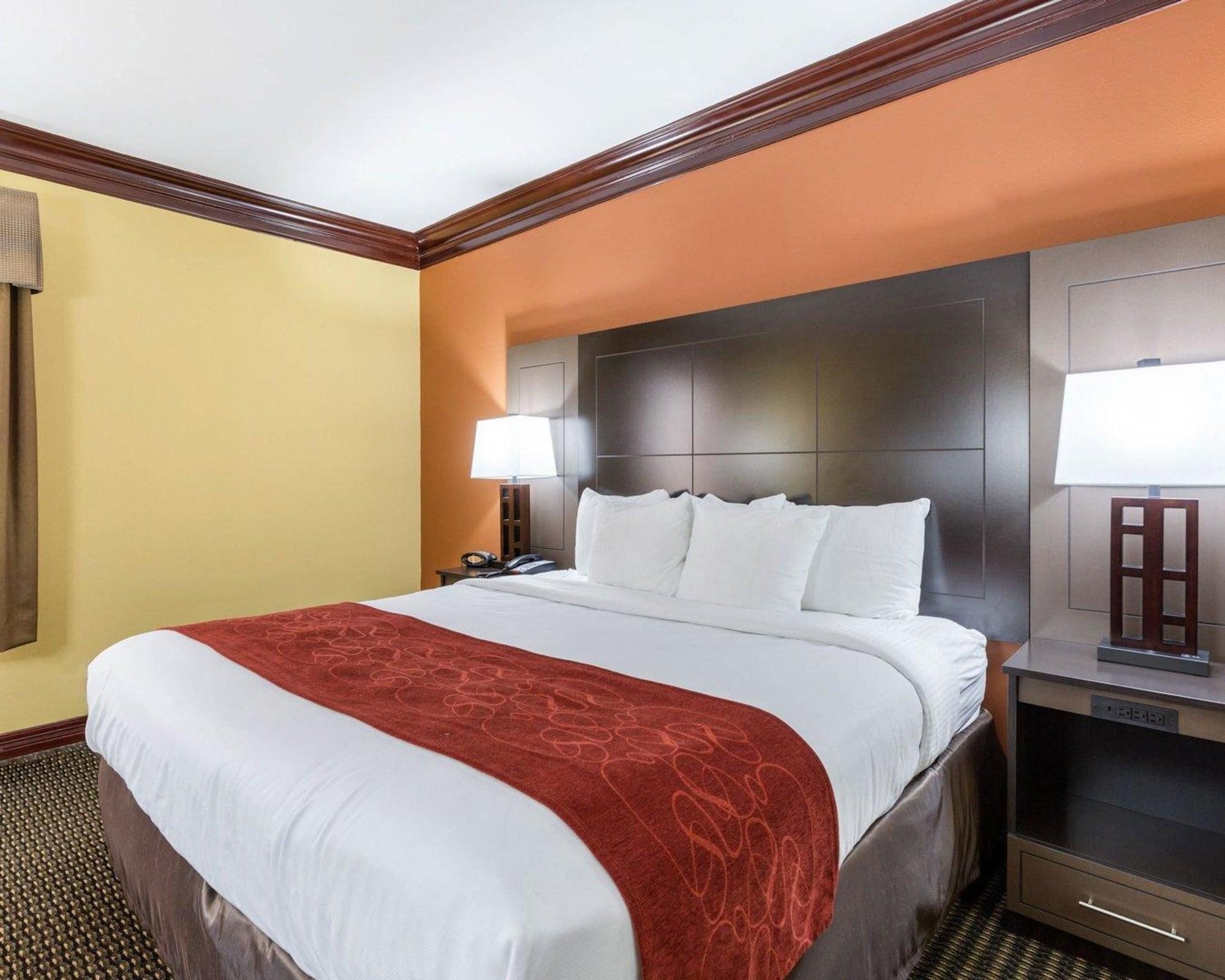 Comfort Suites Lake Jackson Clute Екстериор снимка