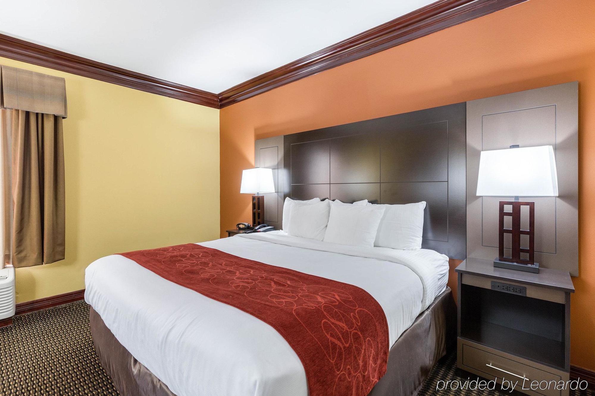 Comfort Suites Lake Jackson Clute Екстериор снимка
