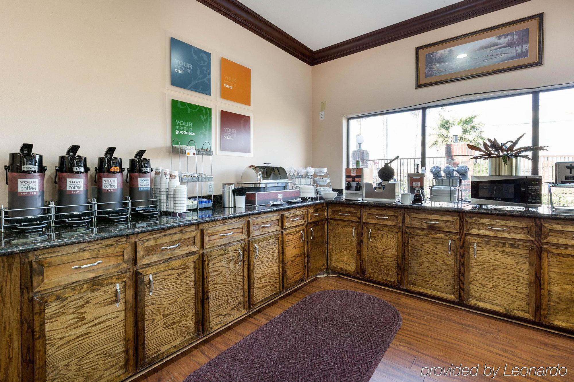 Comfort Suites Lake Jackson Clute Екстериор снимка