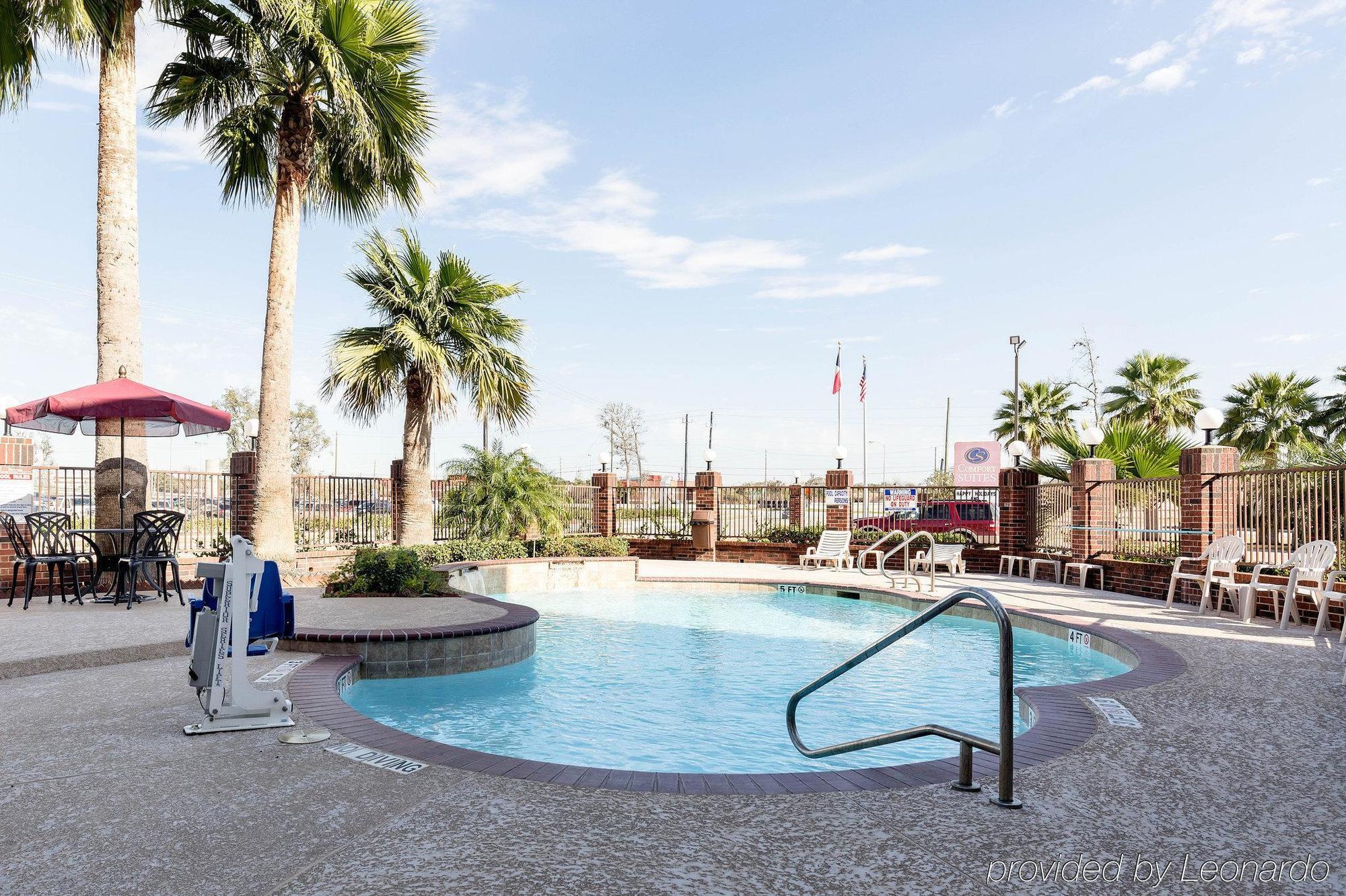 Comfort Suites Lake Jackson Clute Екстериор снимка