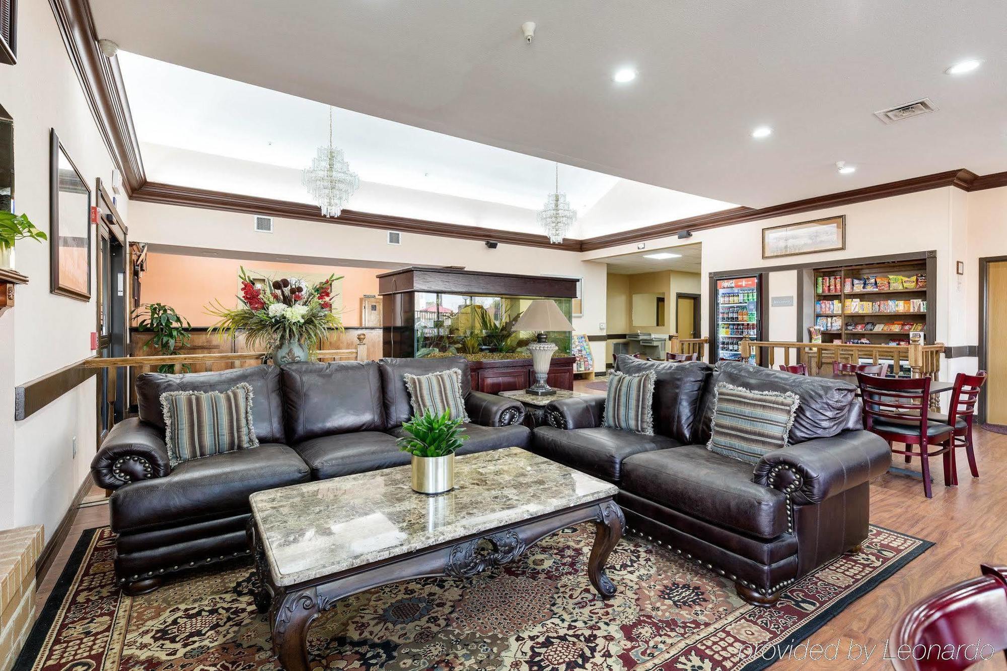 Comfort Suites Lake Jackson Clute Екстериор снимка