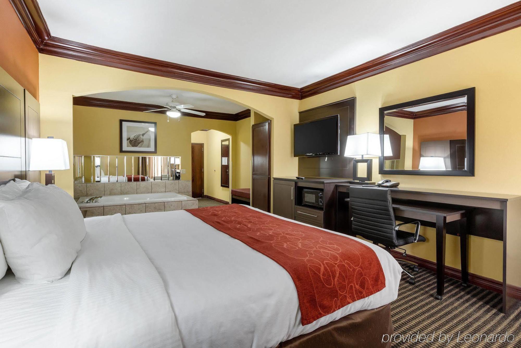 Comfort Suites Lake Jackson Clute Екстериор снимка