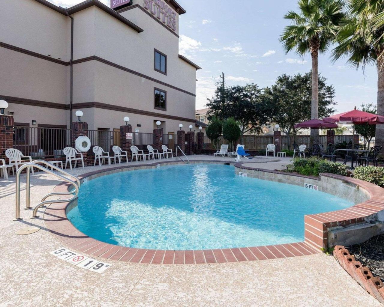 Comfort Suites Lake Jackson Clute Екстериор снимка