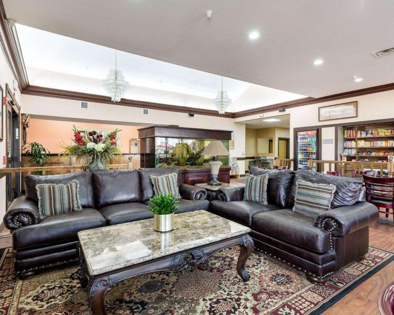 Comfort Suites Lake Jackson Clute Екстериор снимка